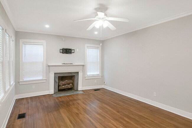 Building Photo - 4097 Redwing Ave