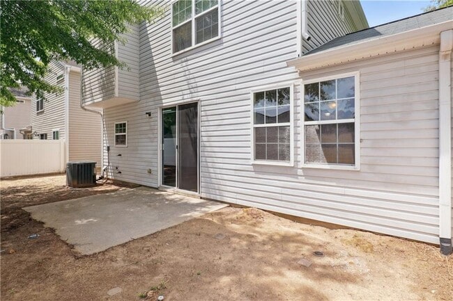 Building Photo - 276 Hiawassee Dr