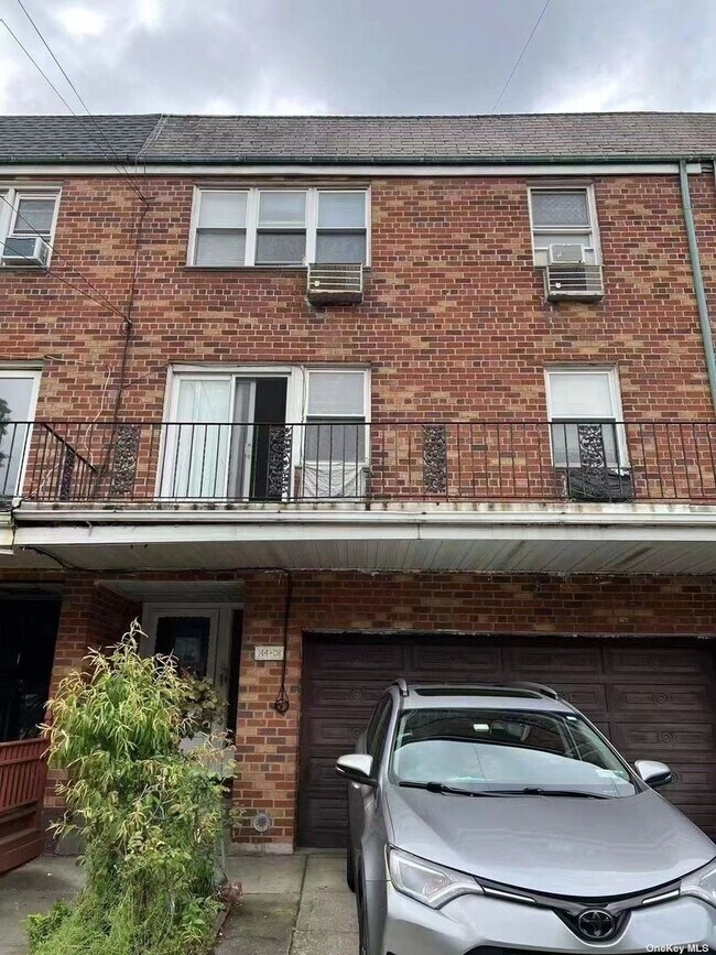 Primary Photo - 144-08 38th Ave