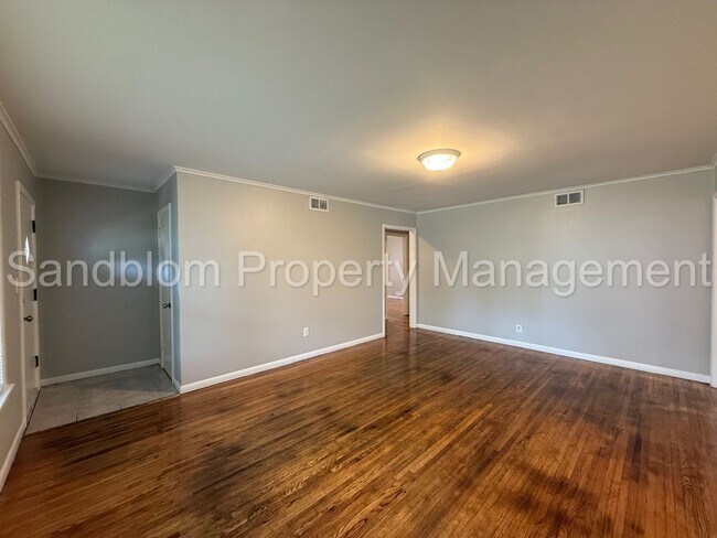 Building Photo - For Lease | Tulsa | Available Now!