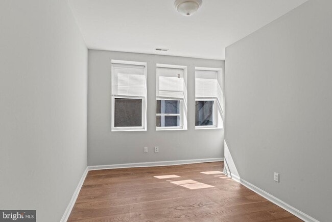 Building Photo - 1018 S 52nd St