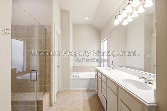 Building Photo - 13614 Indigo Spires Dr
