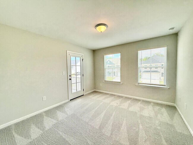 Building Photo - Stunning New 5BD, 5BA Garner Home with Lux...