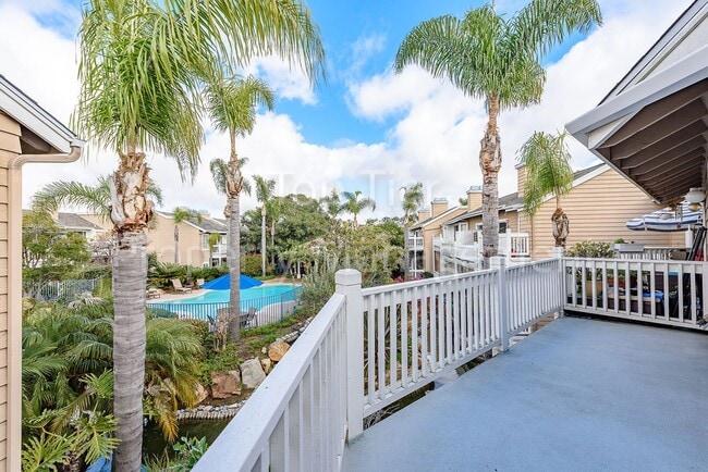 Building Photo - Beautiful 2 bed / 2 bath / 1286 sqft Condo...