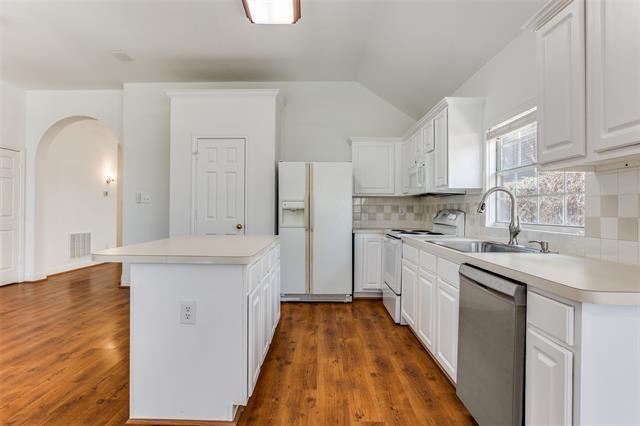 Building Photo - 4805 Bear Run Dr