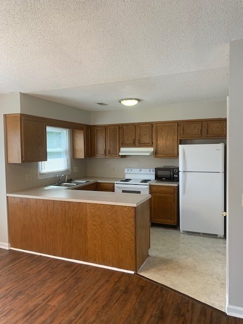 Building Photo - 3 Bed / 2 Bath at Willoughby Park