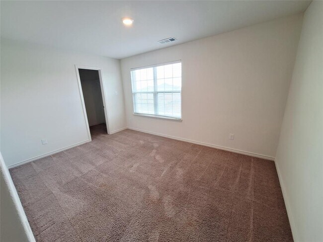 Building Photo - 14417 Prairie Sod Ln