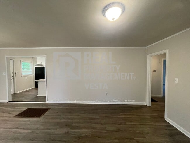 Building Photo - 5351 Finsbury Dr