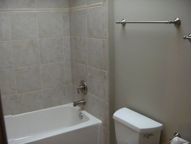 Building Photo - 257 - *450 Green Bay Road Bldg*