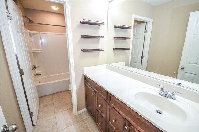 Building Photo - 6470 Little Harbor Ct