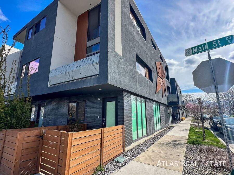 Building Photo - 15 E Kensington Ave
