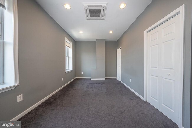 Building Photo - 4517 Ritchie St