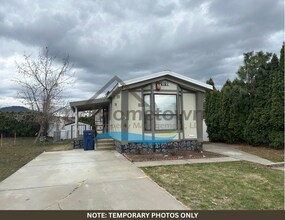 Building Photo - Beautifully Updated 2 Bed, 2 Bath Home in Oakcrest Mobile Home Park – Coeur d’Alene