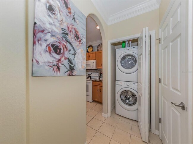 Building Photo - 12905 Tiger Eye Dr