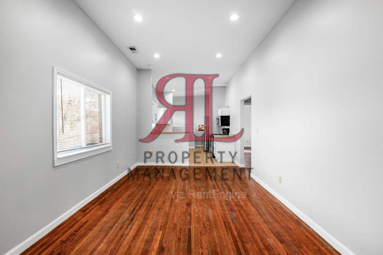 Building Photo - 722 Sheridan Ave