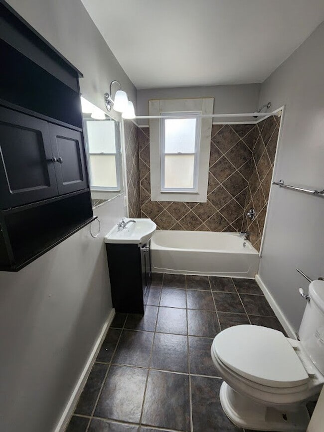 Building Photo - Beautiful 3 bed 2 bath Ferndale home