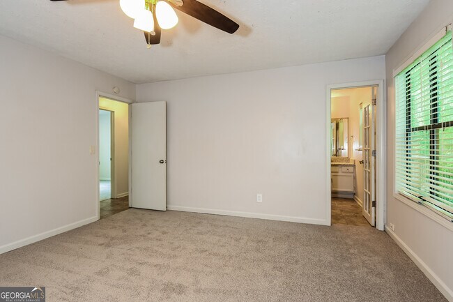 Building Photo - 2922 Owens Point Trail NW