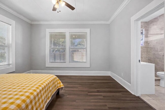 Building Photo - 1571 S Myrtle Ave