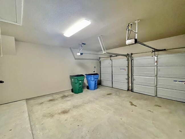Building Photo - 21406 Greylag Dr