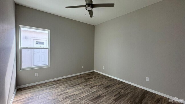 Building Photo - 4120 La Vista Ave
