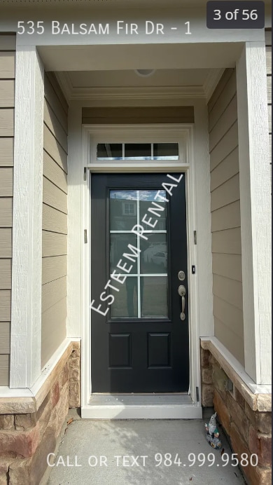 Building Photo - 535 Balsam Fir Dr