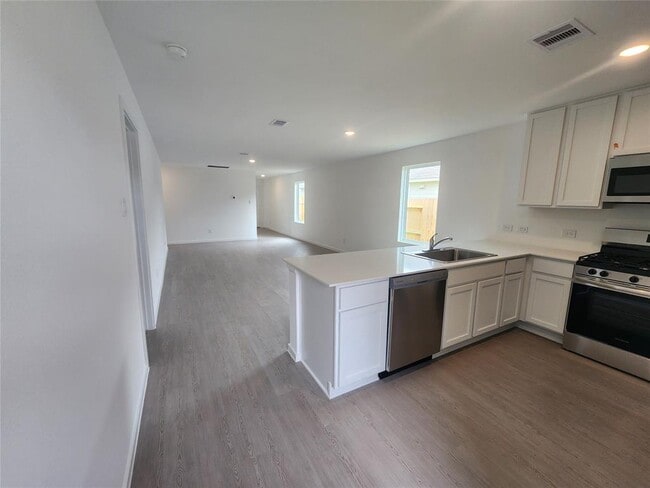 Building Photo - 1706 Green Warbler Ln