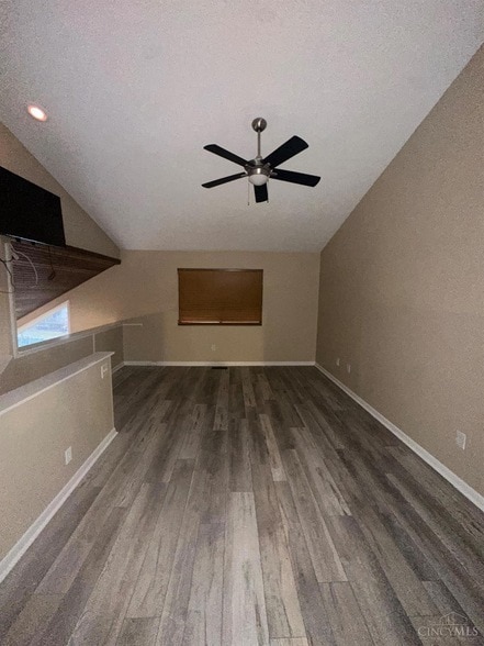 Building Photo - 9462 Hunters Creek Dr