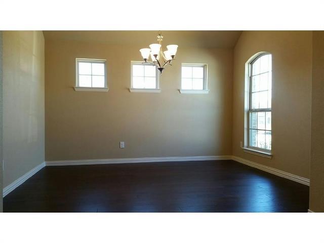 Building Photo - 928 Water Garden Cir