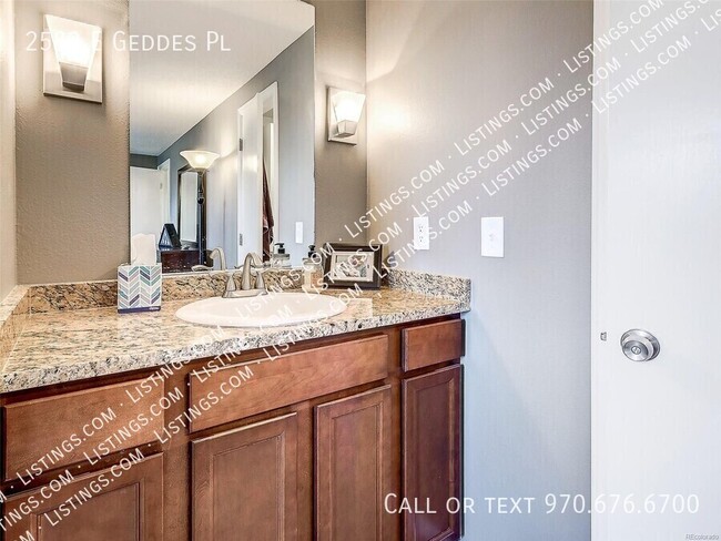Building Photo - 2583 E Geddes Pl