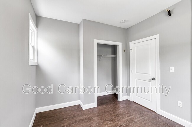 Building Photo - 618 Elmwood Ave
