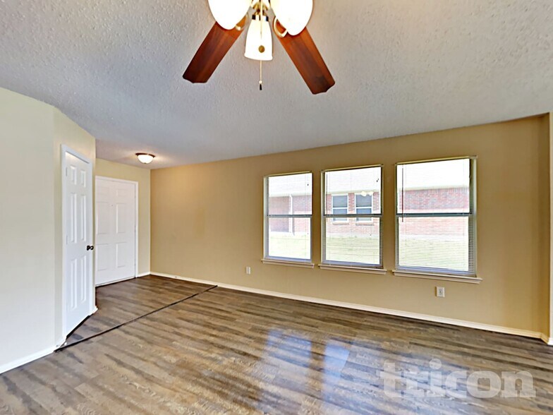 Building Photo - 7109 Galveston Dr