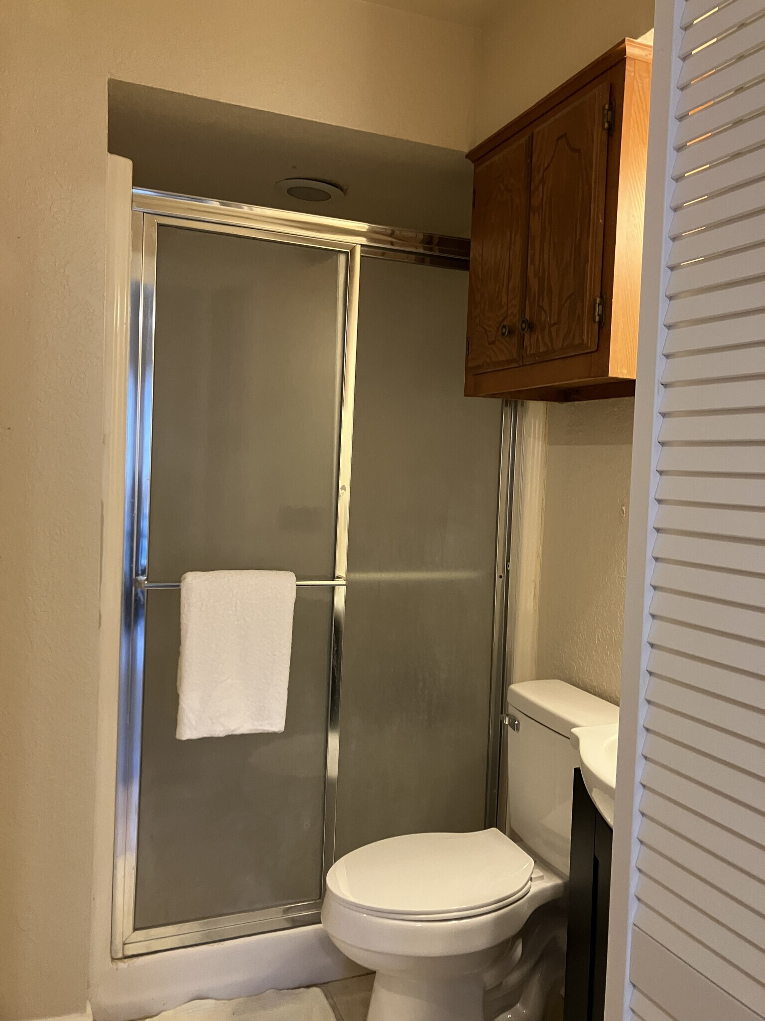 Bathroom 1 - 1916 Nighthawk Dr