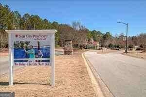 Building Photo - 232 Begonia Ct