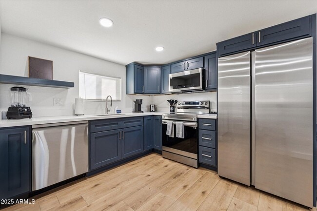 Building Photo - 1548 N Upland Cir