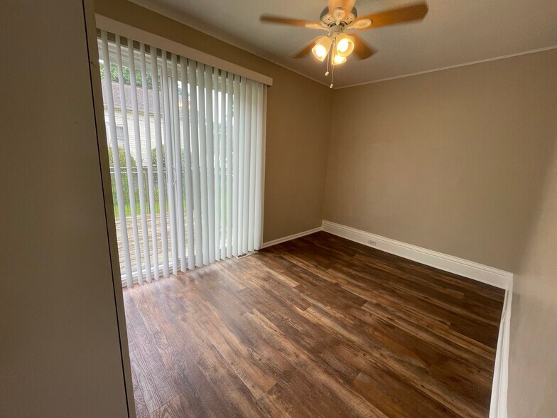 Bedroom 2 - 11 Maple St