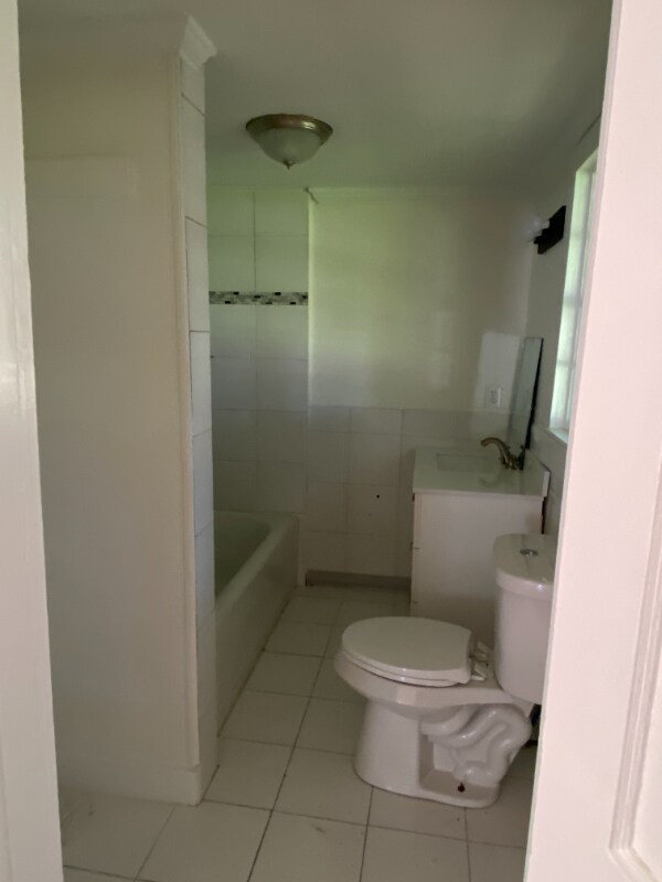 Building Photo - 617 Lafayette St