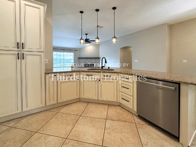Building Photo - 12770 Camellia Bay Dr W