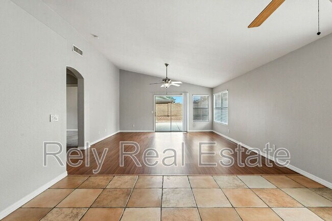 Building Photo - 12568 W Almeria Rd