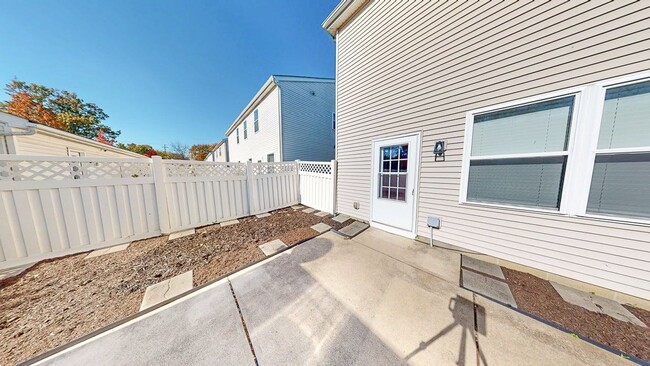 Building Photo - 3733 Gibbstone Dr