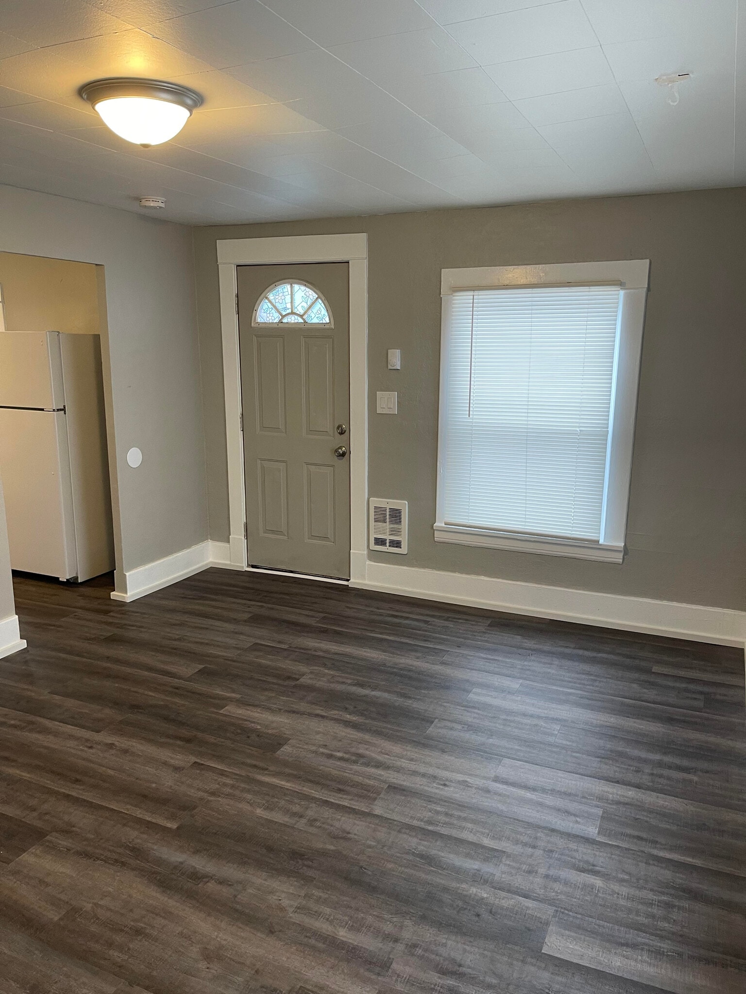 Building Photo - 5311 N Haven St