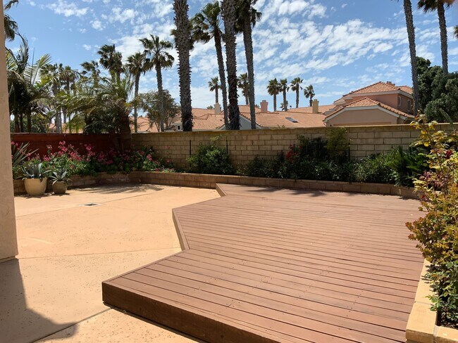 Building Photo - $500 OFF MOVE IN SPECIAL |  3 Bedroom Home