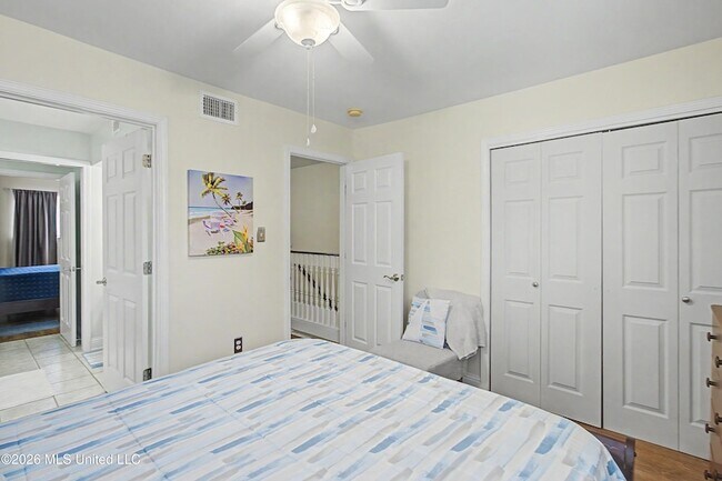 Building Photo - 1664 Beach Blvd