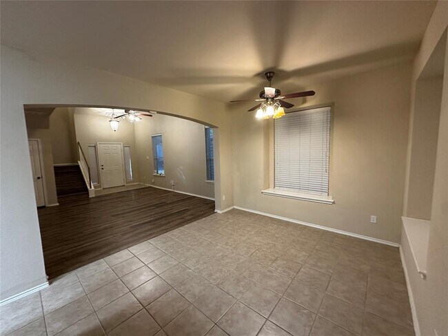 Building Photo - 10214 Maydelle Dr