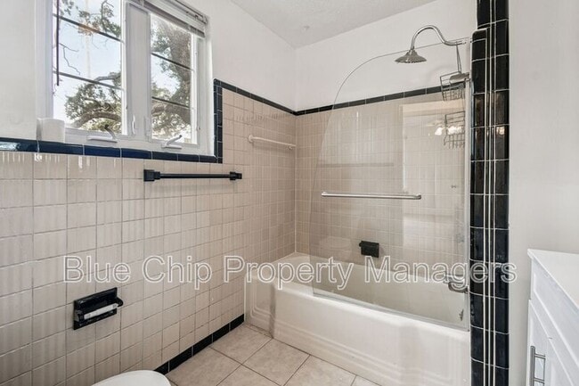 Building Photo - 43 Aegean Ave