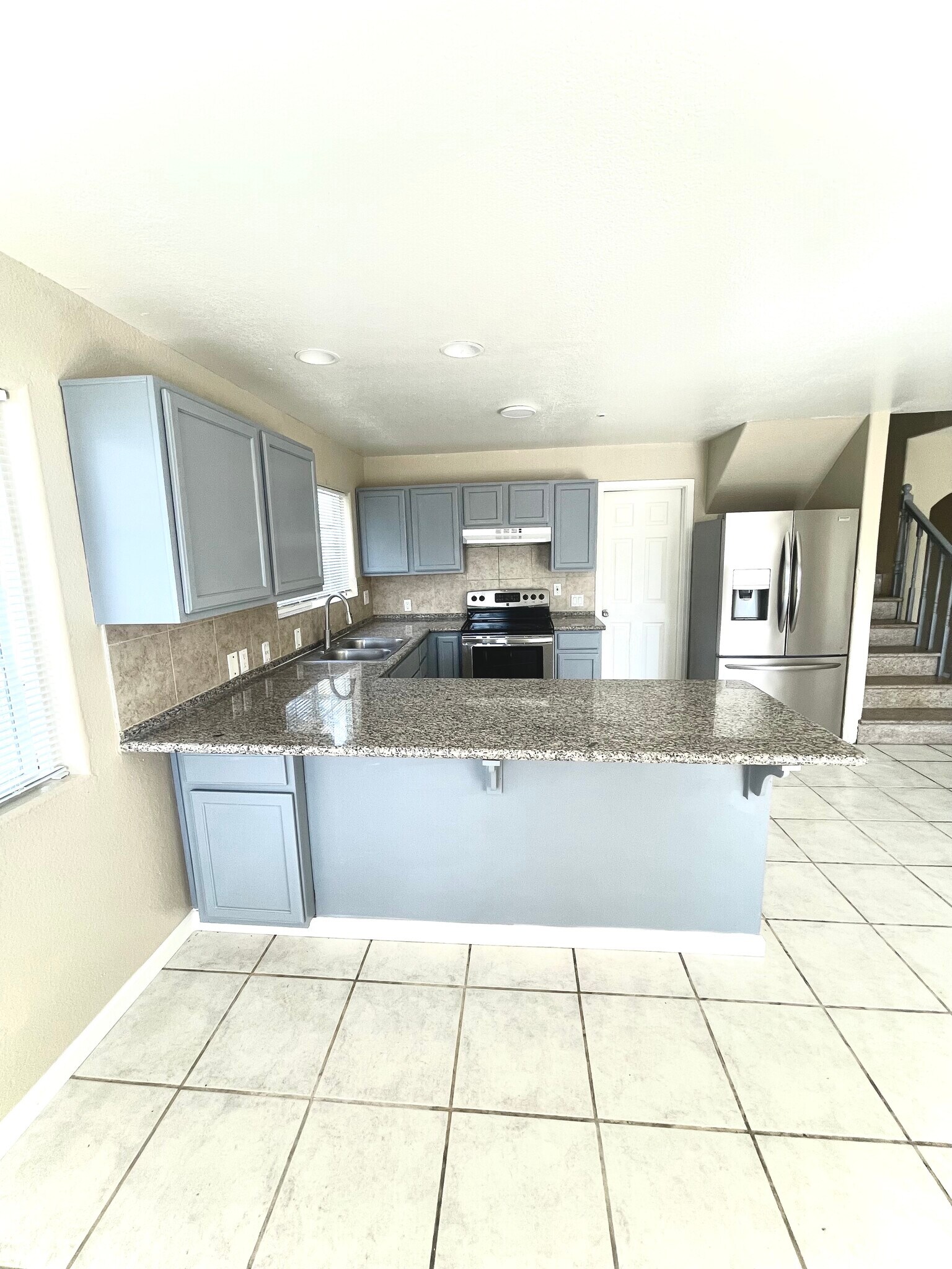 Kitchen - 2951 68th Ave