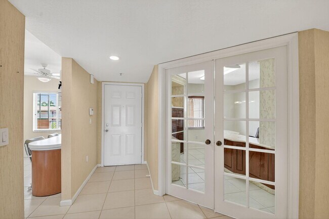 Building Photo - 12529 Imperial Isle Dr