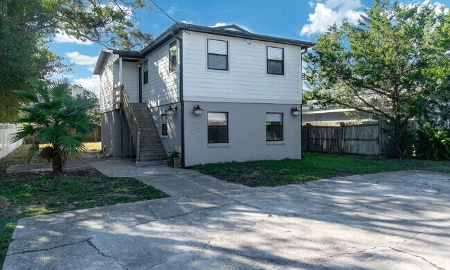 Building Photo - For Rent – Newly Renovated Modern Beach Du...