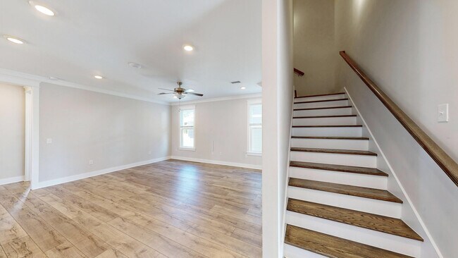 Building Photo - 230 Bayou Edge Landing