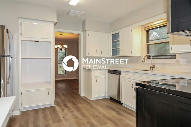 Building Photo - 3 Bedroom Pet-Friendly Home in Spring, TX with Main Street Renewal