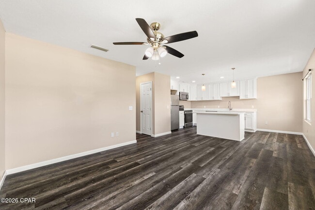 Building Photo - 2716 Oak Hammock Dr